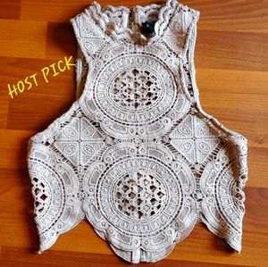 HP Windsor crop top